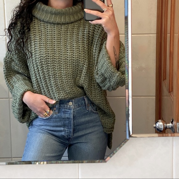 PRINCESS POLLY GREEN COW NECK KNIT SWEATER - Picture 2 of 8